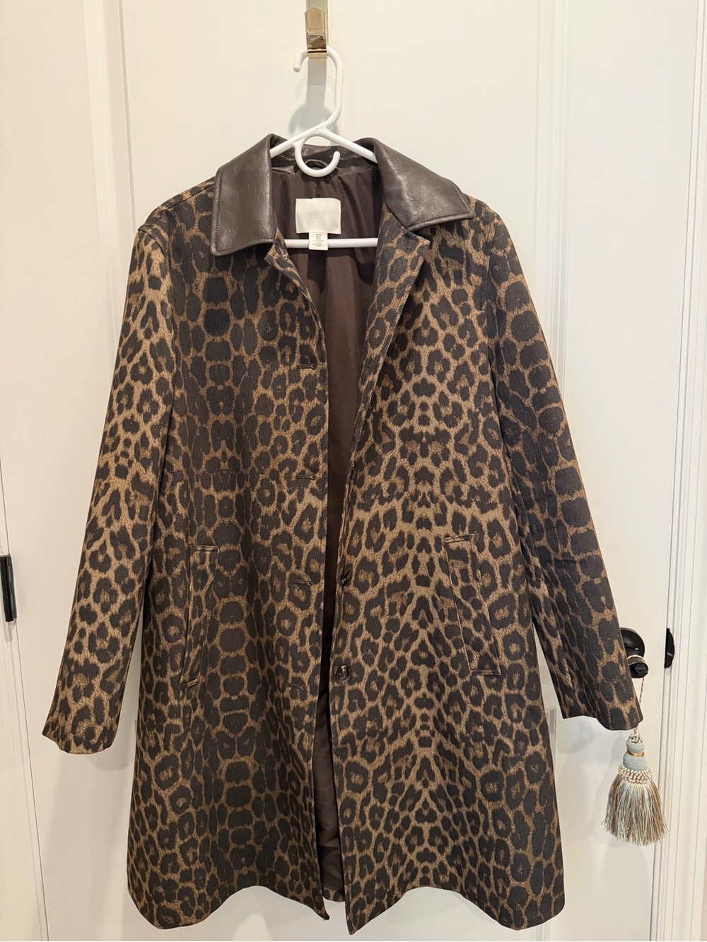 H&M • Women's Leopard Print Coat with Leather Collar